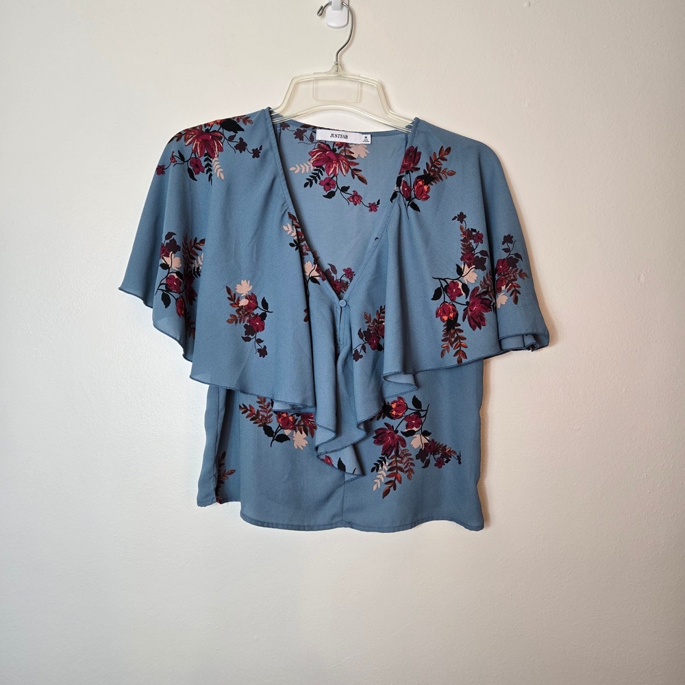 JustFab Blue Floral Ruffle Cape Sleeve V-Neck Blouse JFAPW1532 Womens Medium
